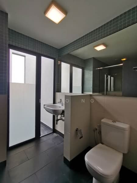 Terraced House for Sale in Desa Parkcity (Kuala Lumpur) - Echo Ng - Bathroom - PropertyGuru.com.my