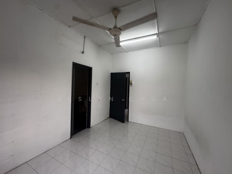 Terraced House for Sale in Usj 12 (Subang Jaya) - Jeslyn Chua - Interior - PropertyGuru.com.my
