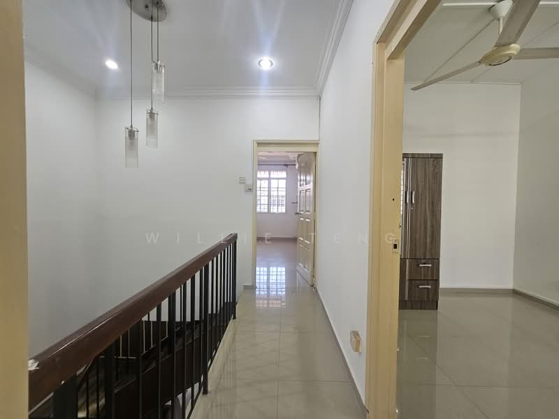 2-storey Terraced House for Sale in Seksyen 2, Taman Kinrara (Puchong) - Willie Teng - Corridor - PropertyGuru.com.my