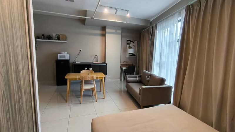 Servis Apartment untuk Disewa di The New Duo @ Edumetro - Eric Lim - Living Room - PropertyGuru.com.my