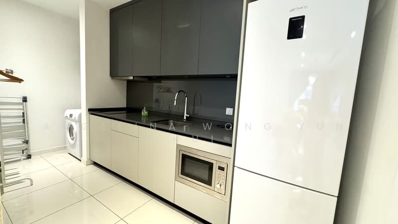 Service Residence for Sale at Aria - Angelina Wong Yun Hui - Kitchen - PropertyGuru.com.my