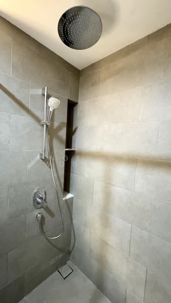 Service Residence for Sale at Aria - Angelina Wong Yun Hui - Bathroom - PropertyGuru.com.my