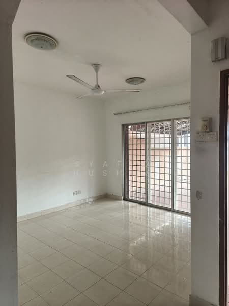 Rumah Teres untuk Dijual di Petaling Jaya (Selangor) - Syafiq Hushim - PropertyGuru.com.my
