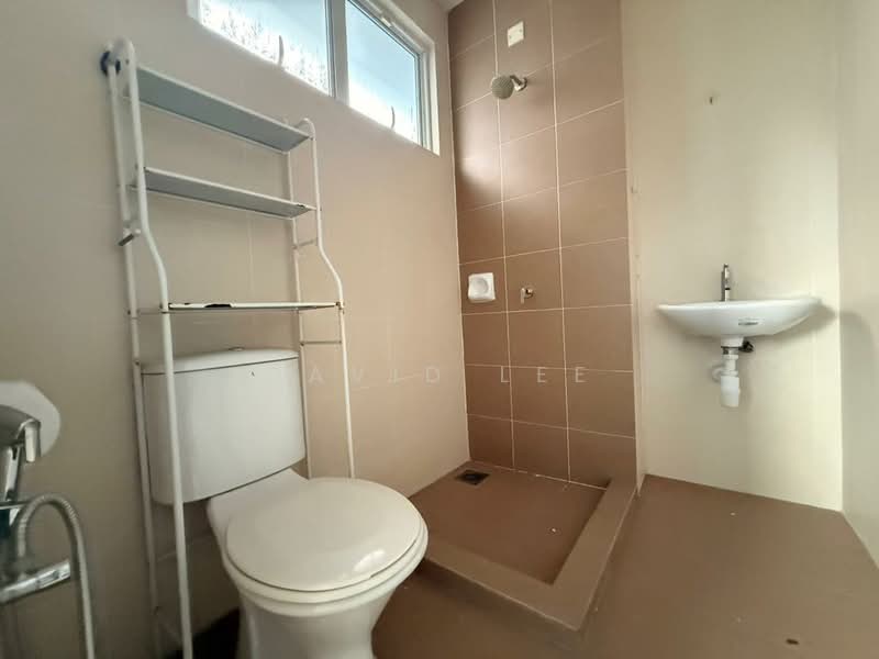 3-storey Terraced House for Rent in Rawang (Selangor) - David Lee - Bathroom - PropertyGuru.com.my