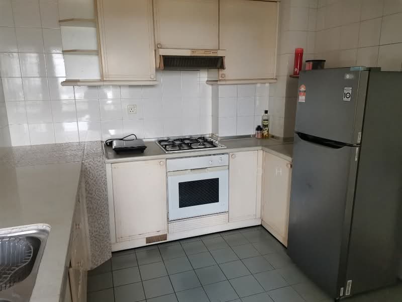 Condominium for Sale at Seri Hijauan - Thomas Loh - Kitchen - PropertyGuru.com.my