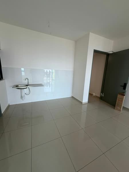 Service Residence for Rent at Parkland Residence - Braedon Tan - Kitchen - PropertyGuru.com.my