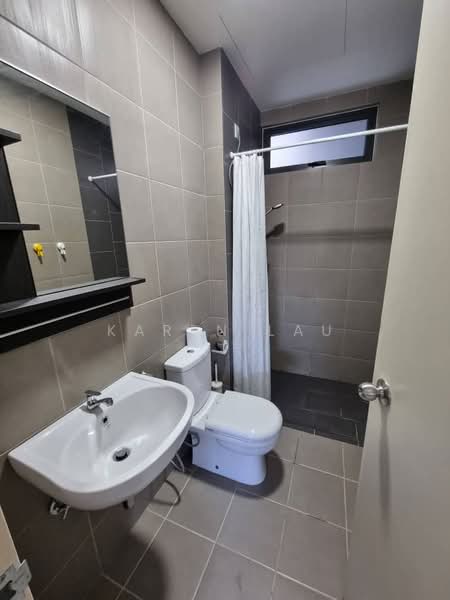 Servis Apartment untuk Disewa di Sunway Gandaria - Karen Lau - Bathroom - PropertyGuru.com.my