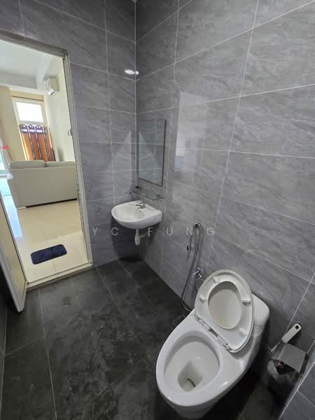 Service Residence for Rent at D'carlton (Residensi Seri Mega) - YC Fung - Bathroom - PropertyGuru.com.my
