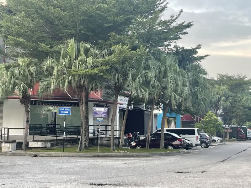 Kedai / Pejabat untuk Dijual di Putra Heights (Subang Jaya) - Angie Ng - PropertyGuru.com.my