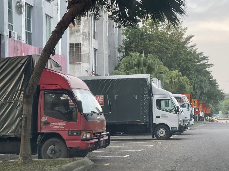 Kedai / Pejabat untuk Dijual di Putra Heights (Subang Jaya) - Angie Ng - PropertyGuru.com.my