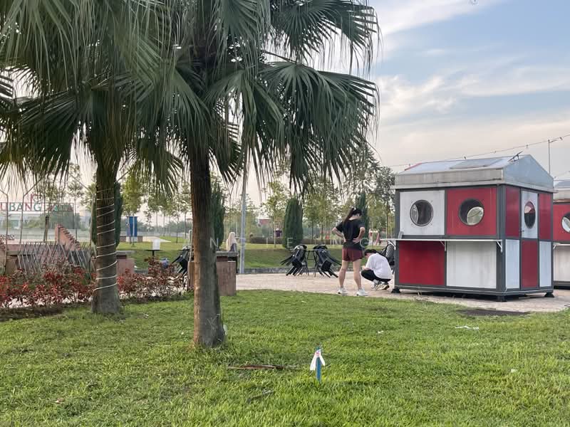Kedai / Pejabat untuk Dijual di Putra Heights (Subang Jaya) - Angie Ng - PropertyGuru.com.my