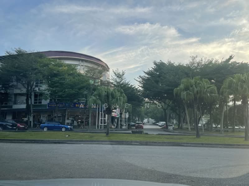 Kedai / Pejabat untuk Dijual di Putra Heights (Subang Jaya) - Angie Ng - PropertyGuru.com.my