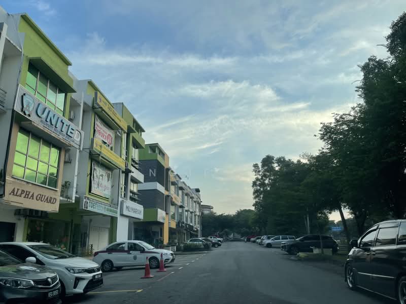 Kedai / Pejabat untuk Dijual di Putra Heights (Subang Jaya) - Angie Ng - PropertyGuru.com.my