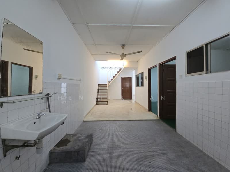 1-storey Terraced House for Sale in Taman Sri Muda (Shah Alam) - Henrick Tan - Interior - PropertyGuru.com.my