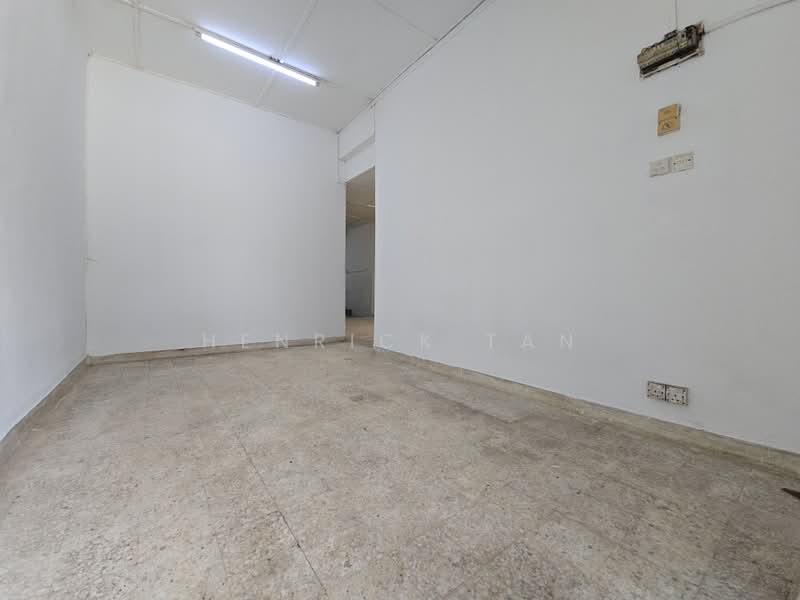 1-storey Terraced House for Sale in Taman Sri Muda (Shah Alam) - Henrick Tan - Interior - PropertyGuru.com.my