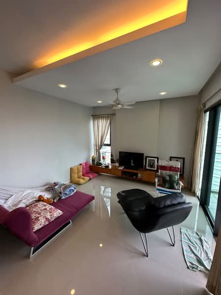 Kondominium untuk Disewa di A'Marine Condominium - Alvin Lim - Living Room - PropertyGuru.com.my