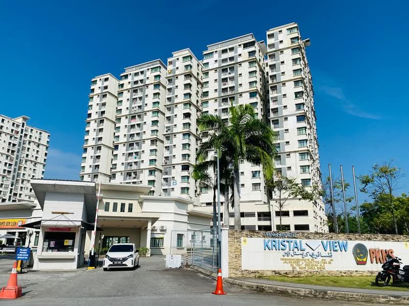 Condominium for Sale at Kristal View - Fauran Nawawi - PropertyGuru.com.my