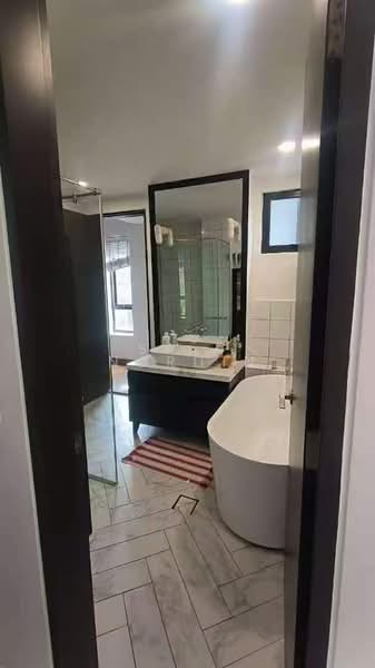Kondominium untuk Dijual di Rimbun Sanctuary Townhouse - Sa'a Nordin - Bathroom - PropertyGuru.com.my
