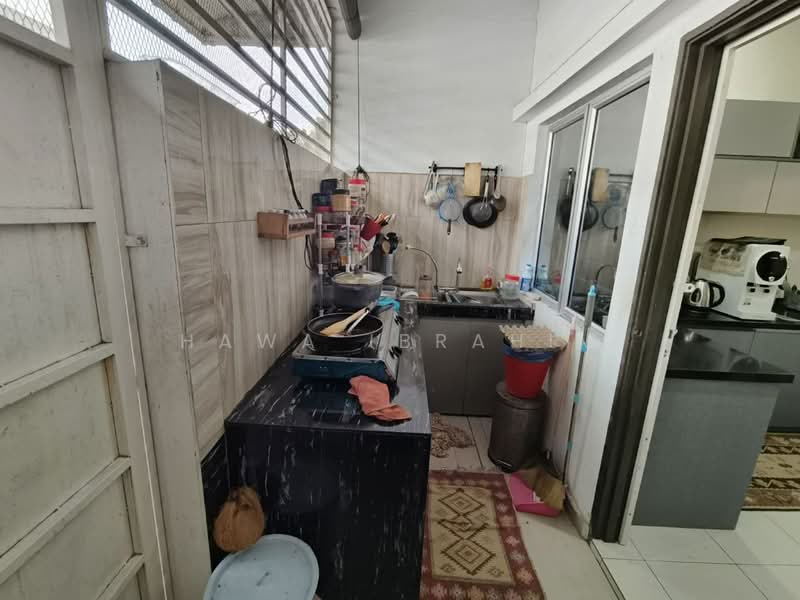 Rumah Teres 2 Tingkat untuk Dijual di Nilai 3 (Nilai) - Hawa Ibrahim - Kitchen - PropertyGuru.com.my