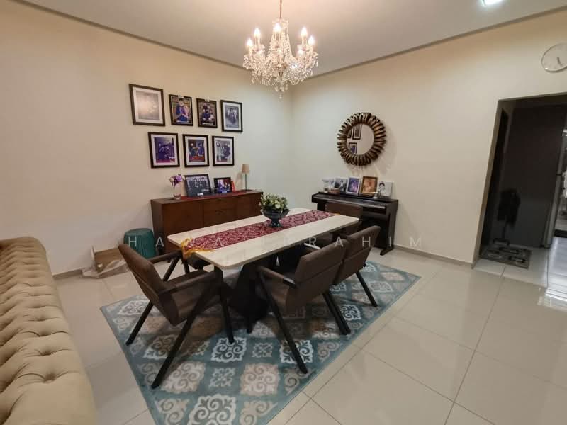 Rumah Teres 2 Tingkat untuk Dijual di Nilai 3 (Nilai) - Hawa Ibrahim - PropertyGuru.com.my