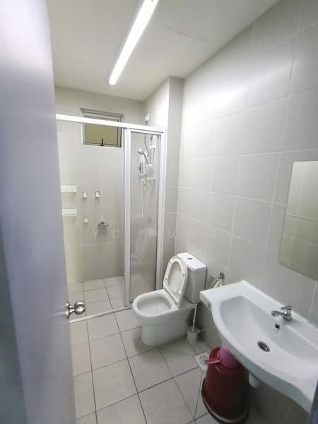 Service Residence for Rent at Meridin Bayvue @ Sierra Perdana - YC Fung - Bathroom - PropertyGuru.com.my