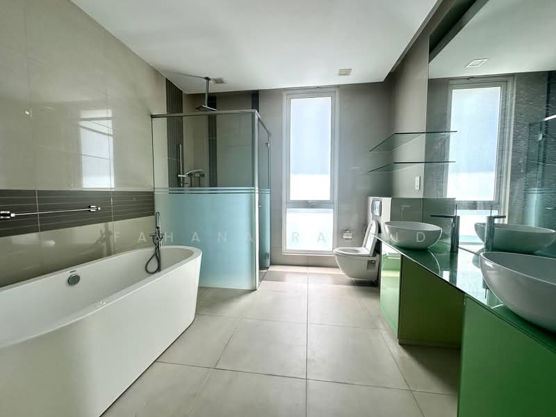 Rumah Banglo untuk Dijual di Sunway Damansara (Kota Damansara) - Fahana Rashid - Bathroom - PropertyGuru.com.my