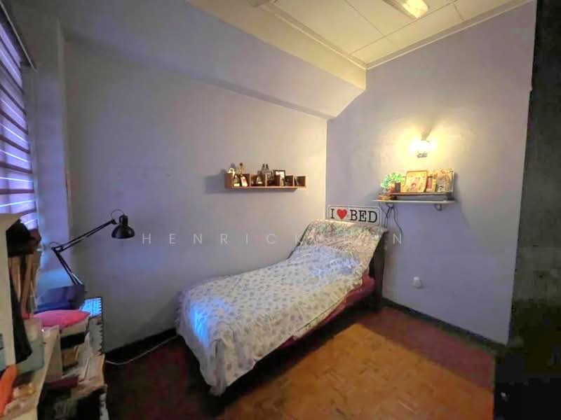 Terraced House for Sale in Bandar Kinrara Seksyen 1 (Bandar Kinrara) - Henrick Tan - Bedroom - PropertyGuru.com.my