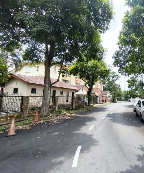 Rumah Berkembar untuk Dijual di Cheras (Selangor) - Rashidah Juremi - Exterior - PropertyGuru.com.my