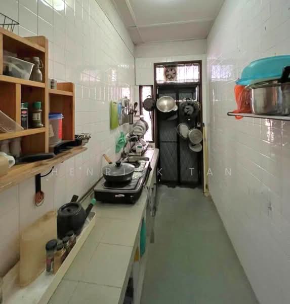 Rumah Teres 2 Tingkat untuk Dijual di Bandar Kinrara Seksyen 2 (Bandar Kinrara) - Henrick Tan - Kitchen - PropertyGuru.com.my