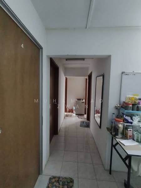 Pangsapuri untuk Dijual di Damai Apartment - Muhammad Ezwan - Corridor - PropertyGuru.com.my