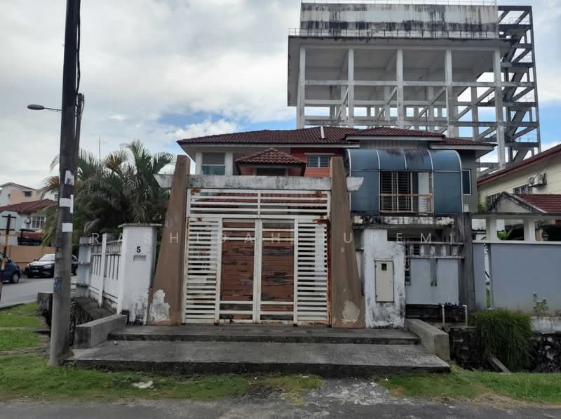 Semi-Detached House for Sale in Saujana Utama 2 (Ijok) - Rashidah Juremi - Exterior - PropertyGuru.com.my