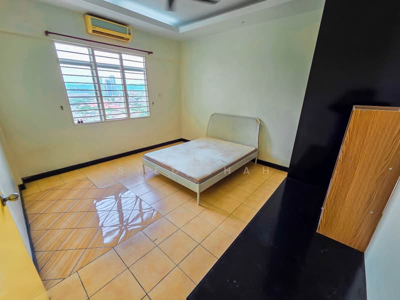Condominium for Sale at Desa Villas - Syed Shah - Bedroom - PropertyGuru.com.my