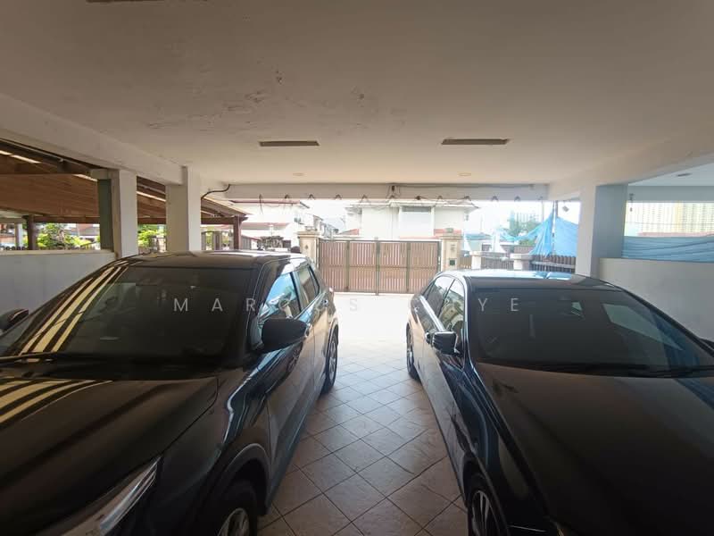 Rumah Teres 3 Tingkat untuk Dijual di Taman Setapak (Setapak) - Marcus Chye - Car Park - PropertyGuru.com.my