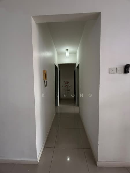Kondominium untuk Disewa di Casa Idaman - JK Leong - Corridor - PropertyGuru.com.my