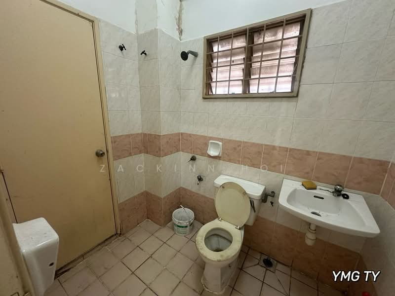 2-storey Terraced House for Rent in Bandar Botanic (Klang) - Zackinn Hoi - Bathroom - PropertyGuru.com.my