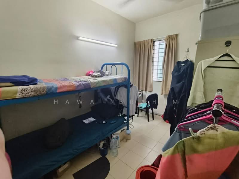 Pangsapuri untuk Dijual di Anggerik Court - Hawa Ibrahim - Bedroom - PropertyGuru.com.my
