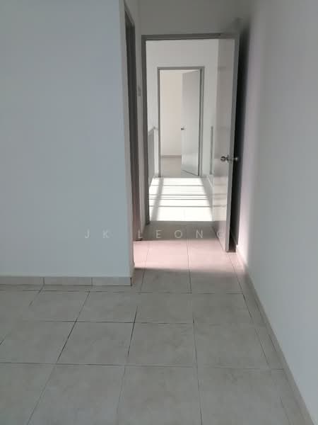 Service Residence for Sale at The Zizz @ Damansara North - JK Leong - Corridor - PropertyGuru.com.my