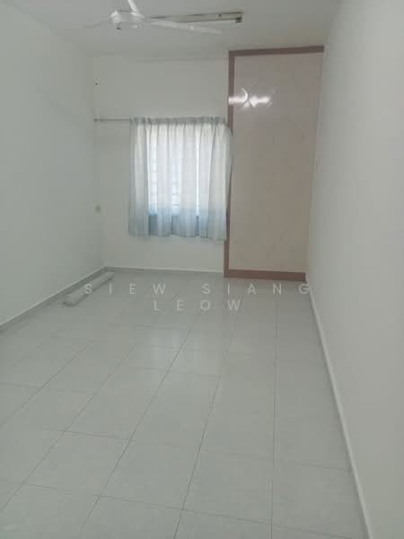 Flat for Sale at Rumah Pangsa Sutera Wangi - Siew Siang Leow - PropertyGuru.com.my