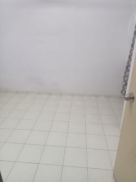 Flat for Sale at Rumah Pangsa Sutera Wangi - Siew Siang Leow - PropertyGuru.com.my