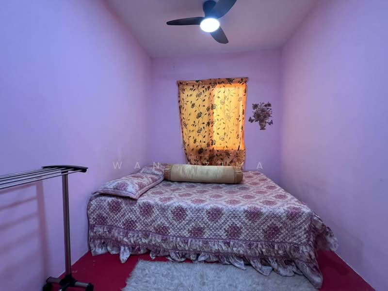 Bungalow for Rent in Gombak (Selangor) - Wan Azima - Bedroom - PropertyGuru.com.my