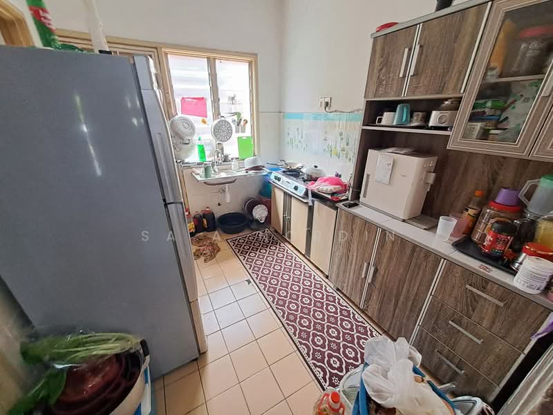 2-storey Terraced House for Sale in TAMAN PUCHONG UTAMA (Puchong) - Sa'a Nordin - Kitchen - PropertyGuru.com.my