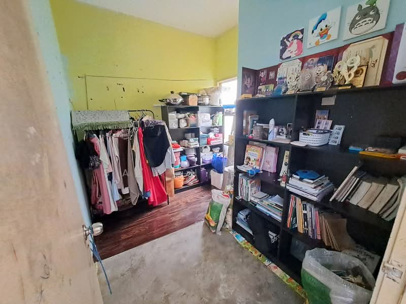 2-storey Terraced House for Sale in TAMAN PUCHONG UTAMA (Puchong) - Sa'a Nordin - Study - PropertyGuru.com.my