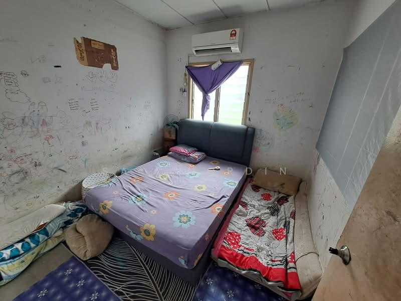 2-storey Terraced House for Sale in TAMAN PUCHONG UTAMA (Puchong) - Sa'a Nordin - Bedroom - PropertyGuru.com.my