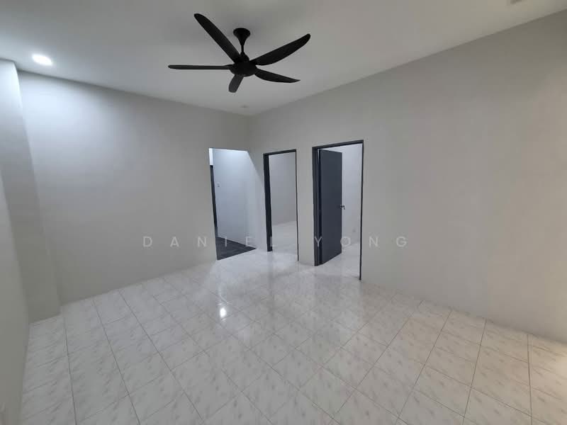 1-storey Terraced House for Sale in Bandar Putra (Kulai) - Daniel Yong - Interior - PropertyGuru.com.my