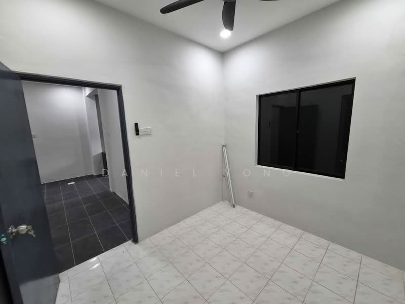 1-storey Terraced House for Sale in Bandar Putra (Kulai) - Daniel Yong - Interior - PropertyGuru.com.my