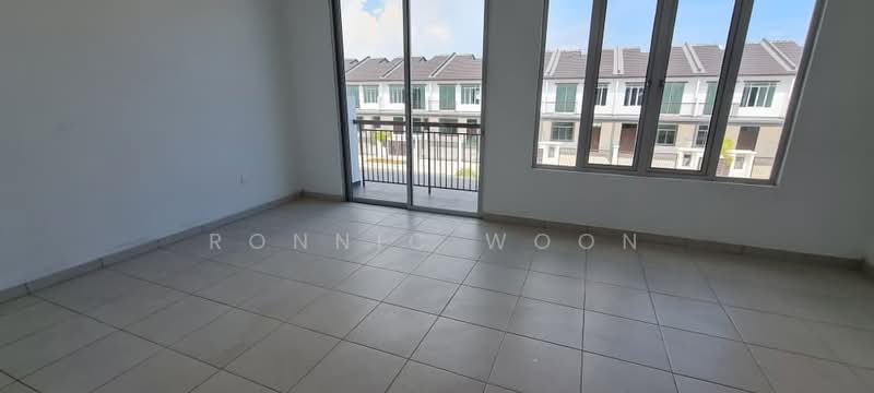 Rumah Teres 2 Tingkat untuk Dijual di Taman Rambai Indah (Jenjarom) - Ronnic Woon - Interior - PropertyGuru.com.my