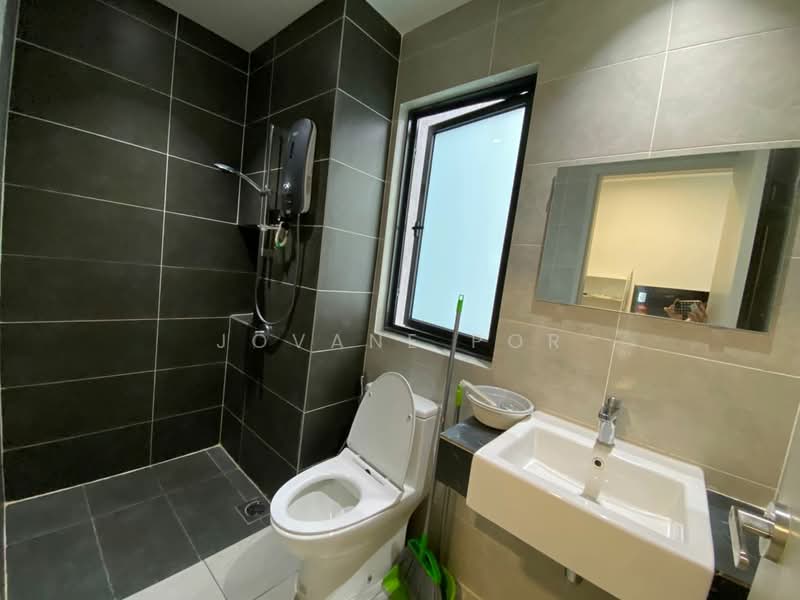 Service Residence for Rent at M Oscar - Jovane Por - Bathroom - PropertyGuru.com.my