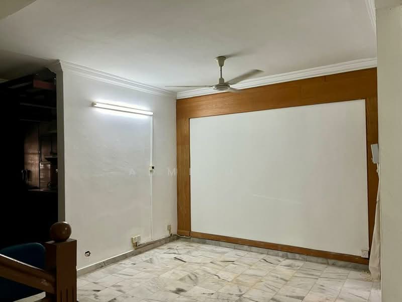 3-storey Terraced House for Sale in Bandar Sri Damansara (Selangor) - Admend . - Living Room - PropertyGuru.com.my