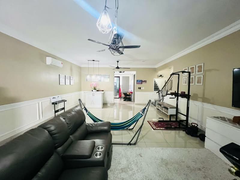 Rumah Bandar untuk Dijual di Bandar Puteri Bangi (Bangi) - Hawa Ibrahim - Living Room - PropertyGuru.com.my