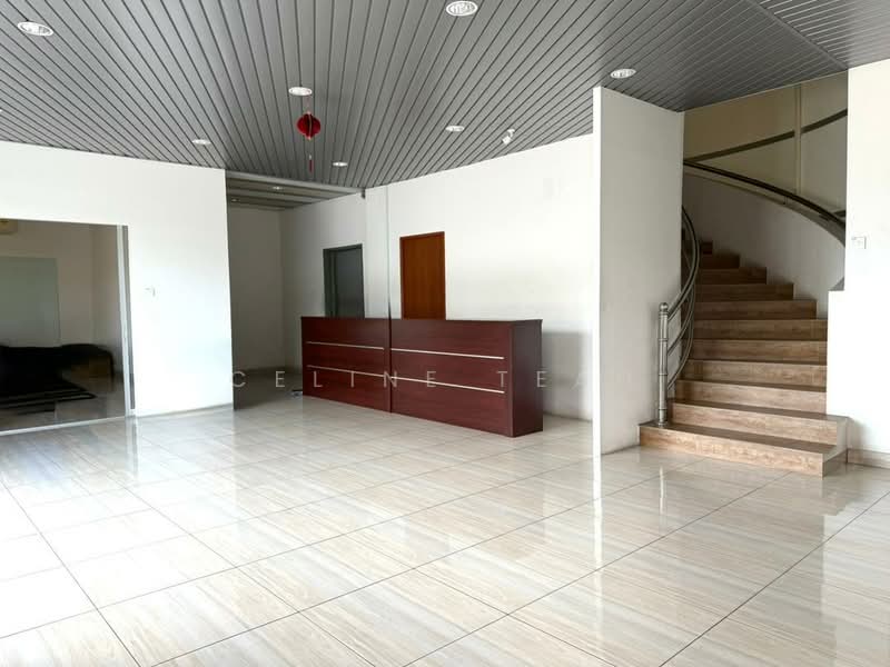 Warehouse for Rent in Kota Kinabalu (Sabah) - Celine Teah - Entrance - PropertyGuru.com.my